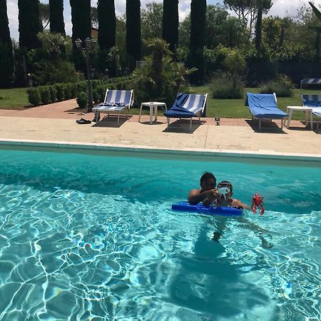 Agriturismo Ali E Radici Cisterna di Latina Luaran gambar