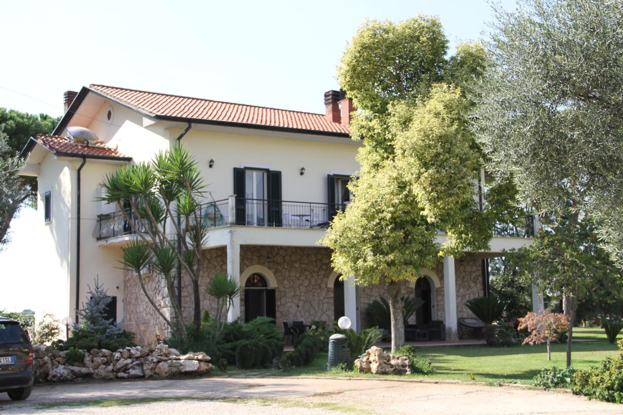 Agriturismo Ali E Radici Cisterna di Latina Bilik gambar