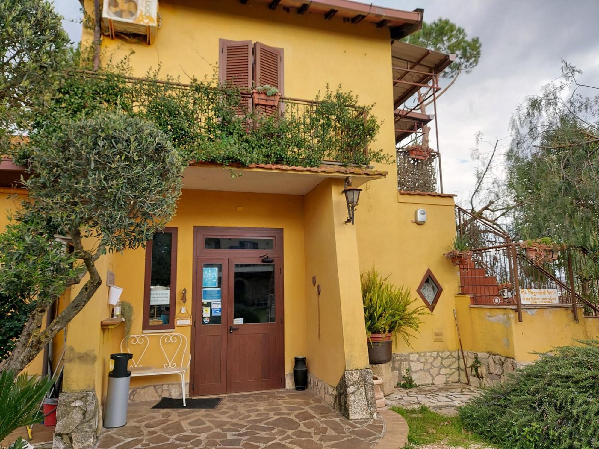 Agriturismo Ali E Radici Cisterna di Latina Luaran gambar